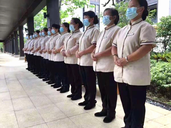 保潔團(tuán)隊(duì)1